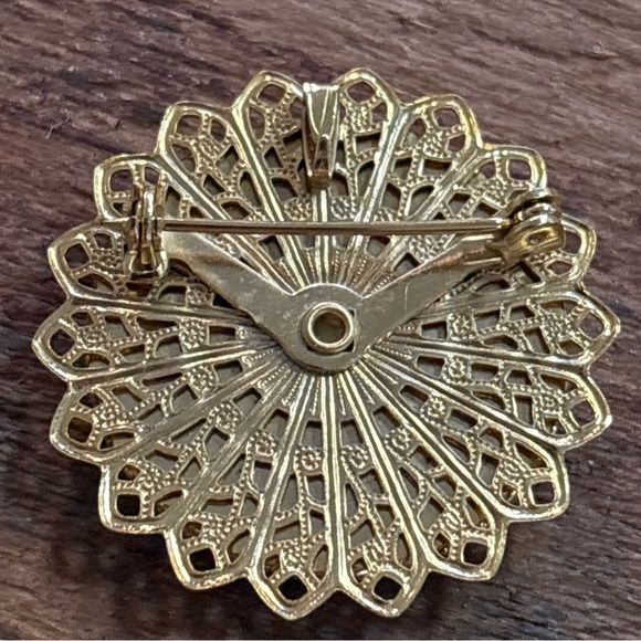 Petite Point Horse Cross Stitch Brooch Pendant Brooch - Picture 6 of 7